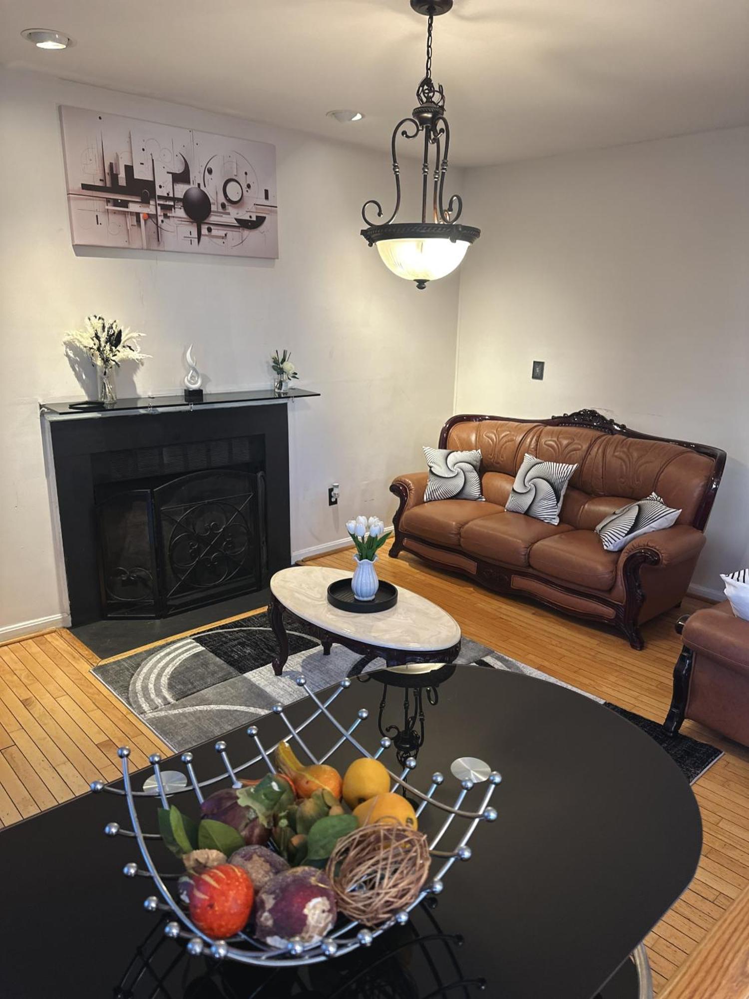 Special Rate Worthy Posh And Magnificent 4 Bedrooms And Two & Half Bath Greenbelt Exterior photo