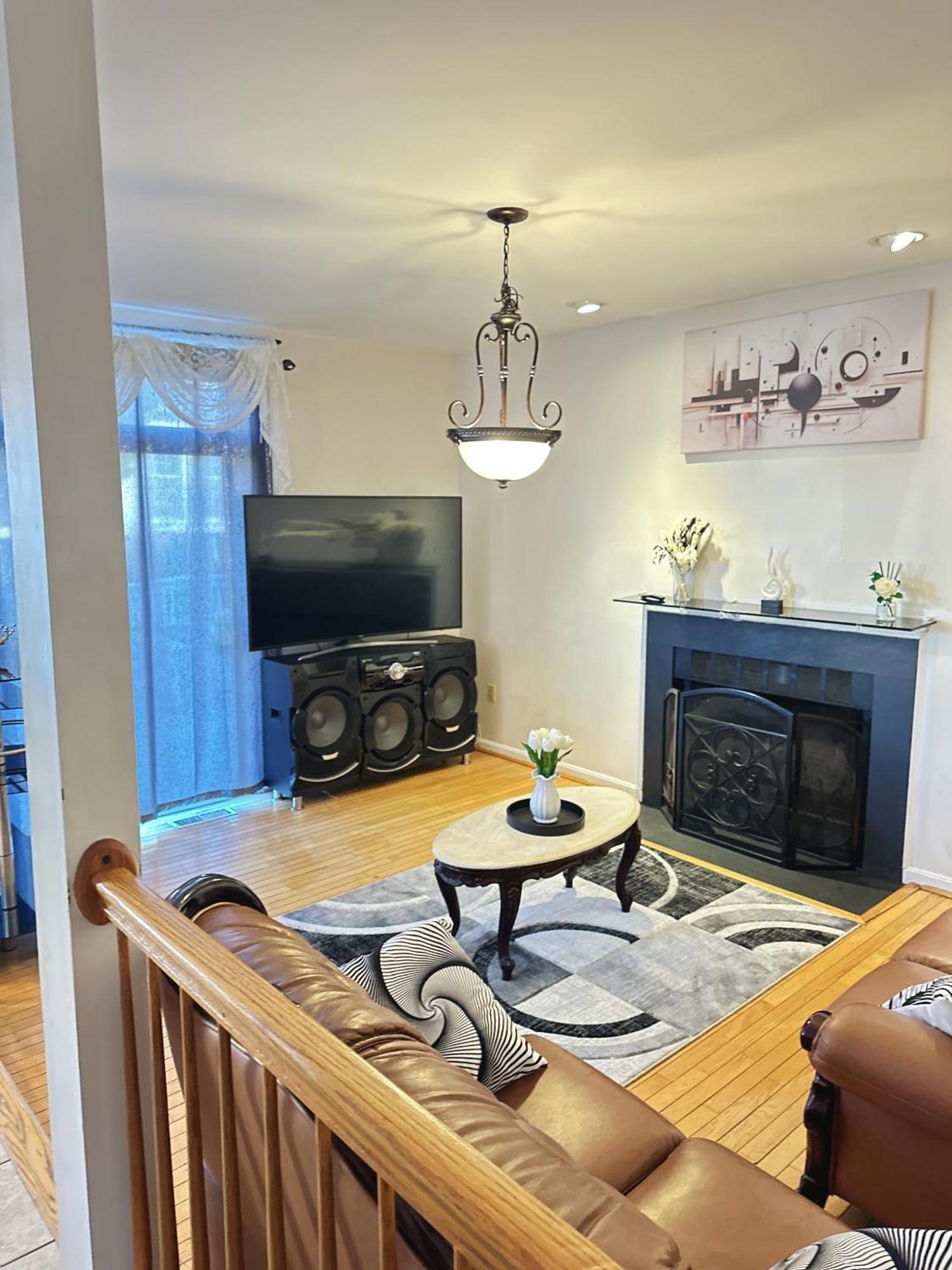 Special Rate Worthy Posh And Magnificent 4 Bedrooms And Two & Half Bath Greenbelt Exterior photo