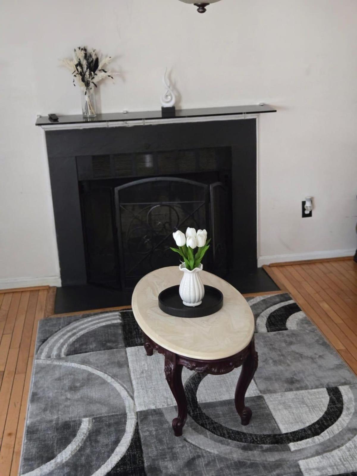 Special Rate Worthy Posh And Magnificent 4 Bedrooms And Two & Half Bath Greenbelt Exterior photo